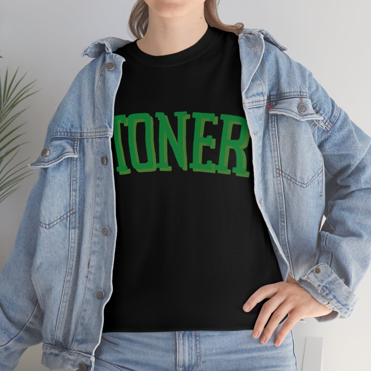 "Stoner", Tee