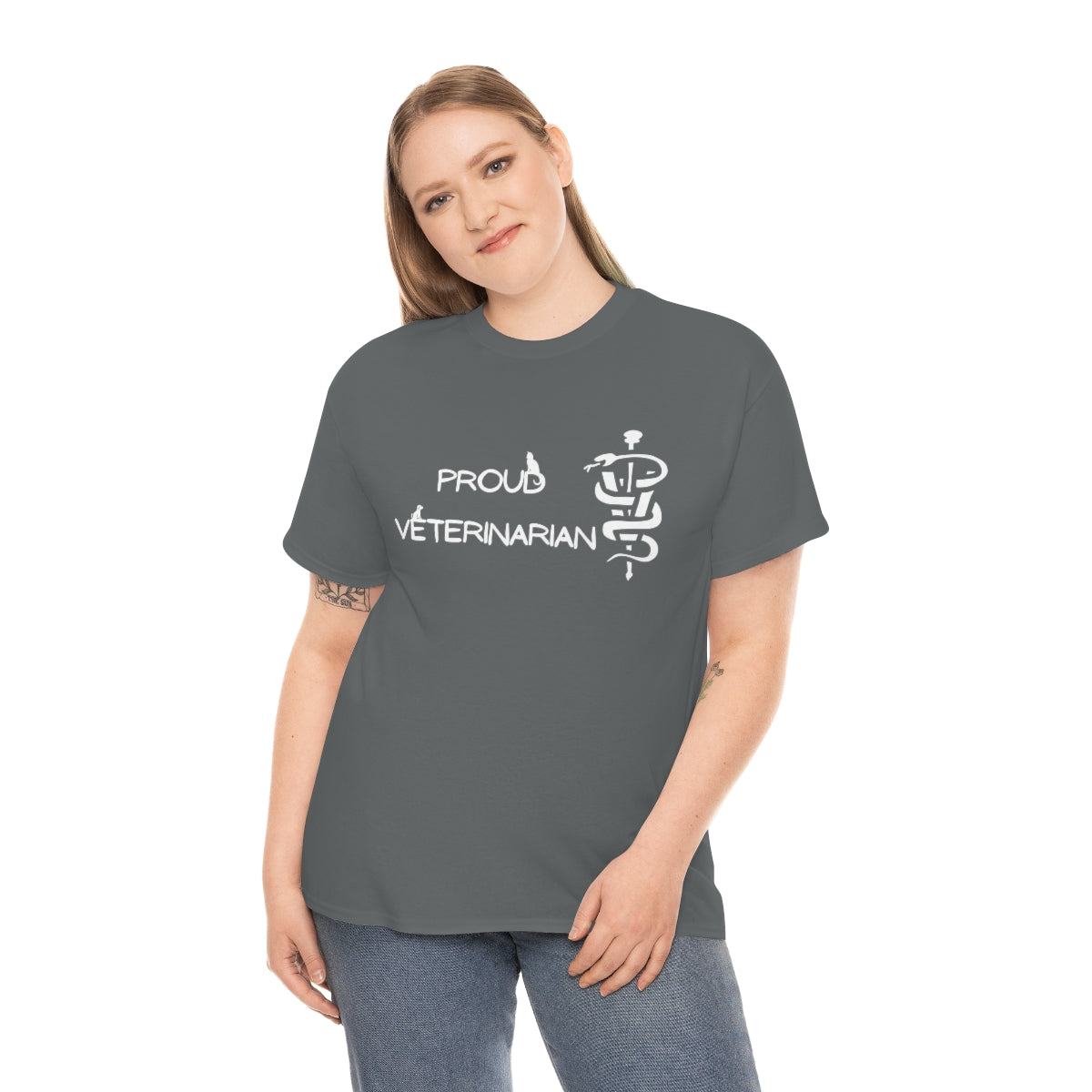 "Proud veterinarian" Tee